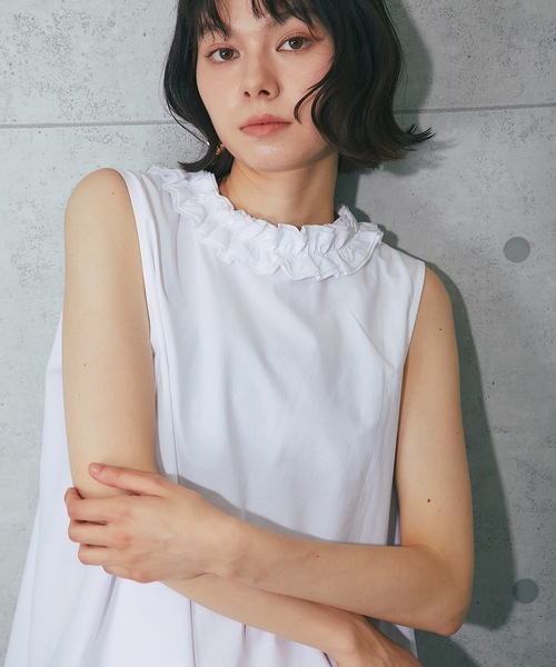 SMILE ORCHID(スマイルオーキッド)の「前後2wayフリルトップス(シャツ/ブラウス・レディース・ブラック/ホワイト/ブルー・M)」の5枚目の写真