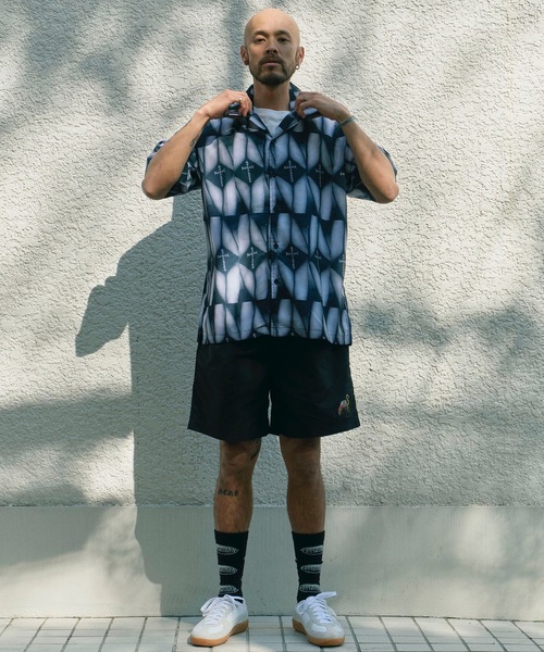 BACANCES ALL INCLUSIVE（バカンサスオールインクルーシブ）の「BCB HAWAIAN SHIRTS [JOHN125]（シャツ/ブラウス・メンズ・ブラック・2XL/XL/L）」の2枚目の写真
