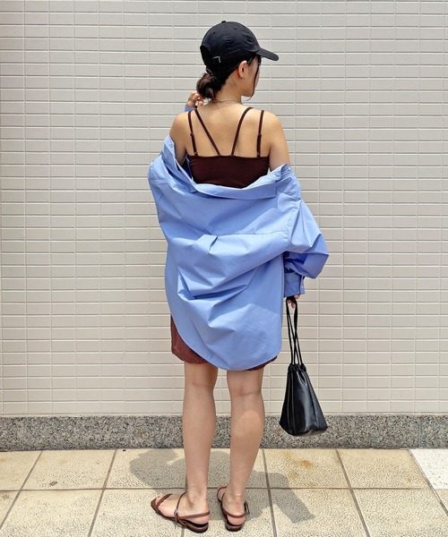 ISOOK(アイスー)の「【ISOOK / アイスー】天竺カップ付きダブルストラップキャミ / ベアキャミソール ブラトップ インナーキャミ 2本ストラップ タンクトップ インナー ホワイト ブラック ブラウン 白 黒 茶 ZOZOTOWN限定(キャミソール・レディース・ブラック/ホワイト/ブラウン・FREE)」の15枚目の写真