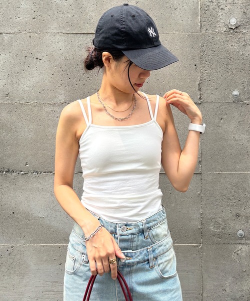 ISOOK(アイスー)の「【ISOOK / アイスー】天竺カップ付きダブルストラップキャミ / ベアキャミソール ブラトップ インナーキャミ 2本ストラップ タンクトップ インナー ホワイト ブラック ブラウン 白 黒 茶 ZOZOTOWN限定(キャミソール・レディース・ブラック/ホワイト/ブラウン・FREE)」の10枚目の写真