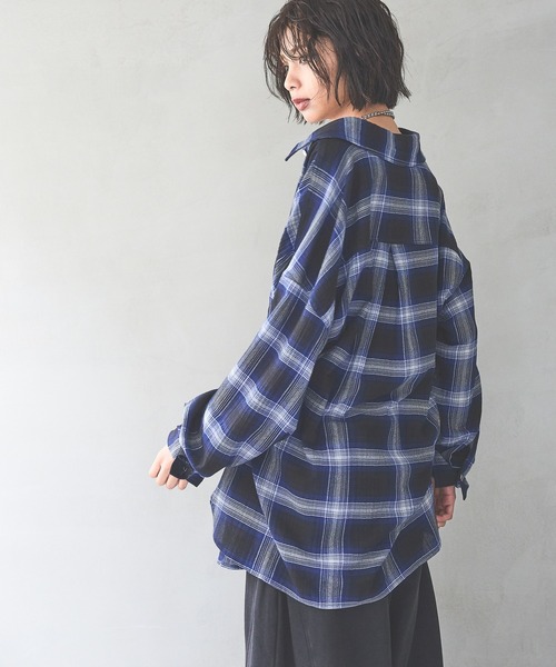 PAGEBOY(ページボーイ)の「オンブレチェック2WAYシャツ / チェックシャツ(シャツ/ブラウス・レディース・ブラック/サックスブルー/アイボリー/ダークブラウン/ブルー系その他/ベージュ系その他/ブラウン系その他・FREE)」の18枚目の写真