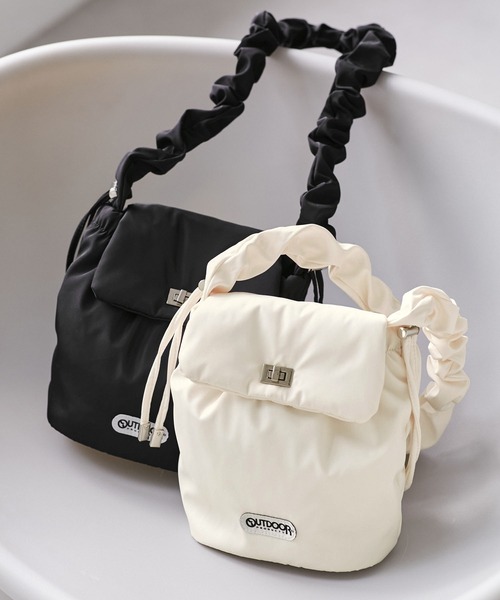 OUTDOOR PRODUCTS(アウトドアプロダクツ)の「WEB限定追加【OUTDOOR PRODUCTS】VIS別注ドロストミニショルダーバッグ(ショルダーバッグ・レディース・キナリ/ブラック/ピンク系その他2/ブラウン系その他・FREE)」の2枚目の写真