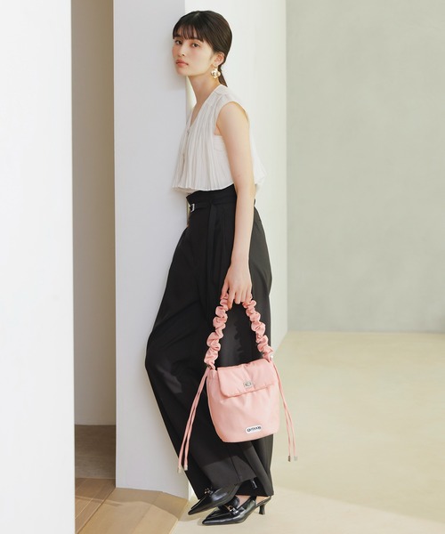 OUTDOOR PRODUCTS(アウトドアプロダクツ)の「WEB限定追加【OUTDOOR PRODUCTS】VIS別注ドロストミニショルダーバッグ(ショルダーバッグ・レディース・キナリ/ブラック/ピンク系その他2/ブラウン系その他・FREE)」の5枚目の写真