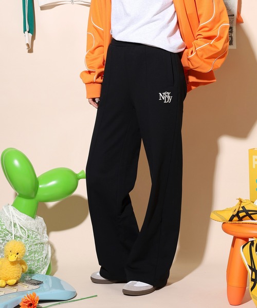 ワイドスウェットパンツ