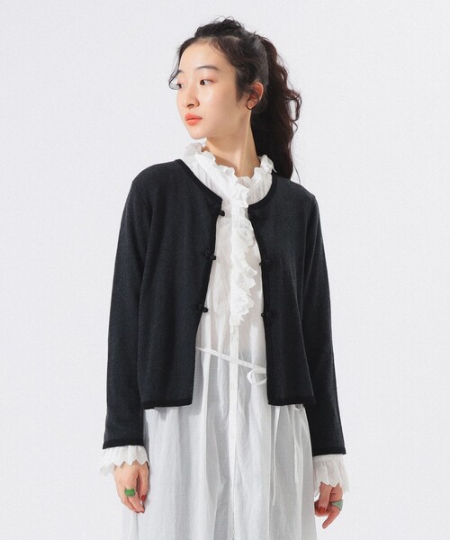 BEAMS BOY（ビームスボーイ）の「12ゲージ チャイナ トリム カーディガン（カーディガン/ボレロ・レディース・ブルー系その他/レッド系その他/チャコールグレー・2/1）」の2枚目の写真