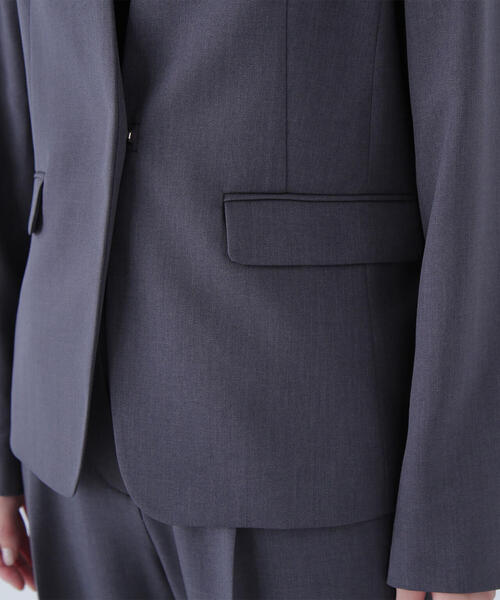 NATURAL BEAUTY BASIC(ナチュラルビューティーベーシック)の「◇パウダリーツイルセットアップシリーズ ノーカラージャケット(ノーカラージャケット・レディース・チャコールグレー/ダークブラウン・LARGE/MEDIUM/SMALL)」の11枚目の写真