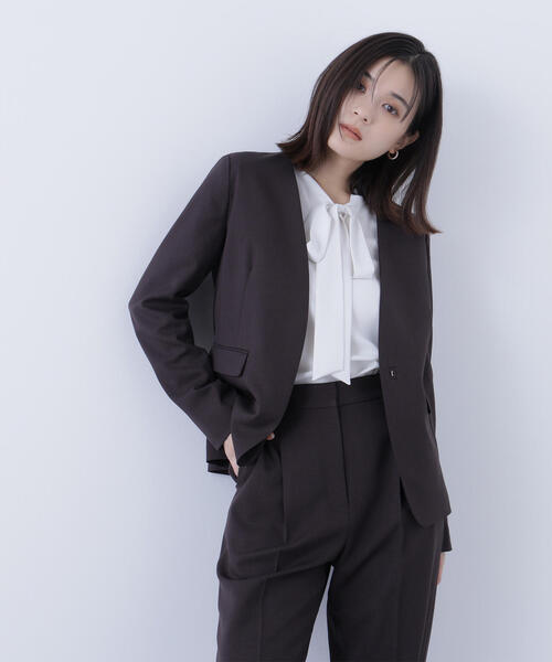 【ナチュラルビューティーベーシック】ノーカラージャケット パンツ ブラウス3点 ◇パウダリーツイルセットアップシリーズ ノーカラージャケット