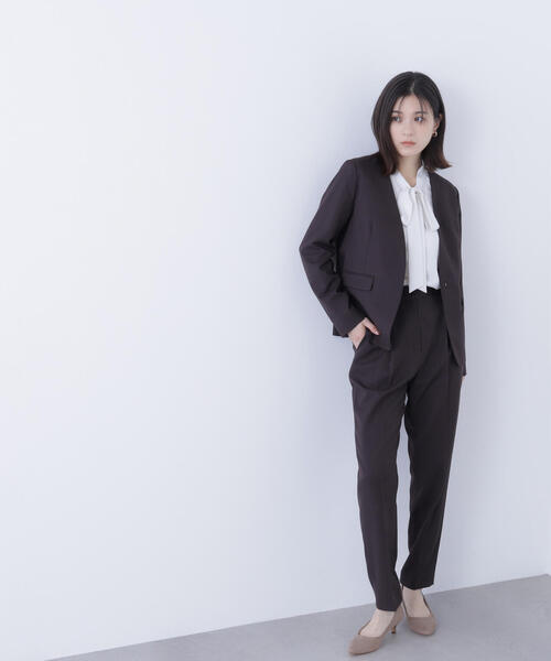 NATURAL BEAUTY BASIC(ナチュラルビューティーベーシック)の「◇パウダリーツイルセットアップシリーズ ノーカラージャケット(ノーカラージャケット・レディース・チャコールグレー/ダークブラウン・LARGE/MEDIUM/SMALL)」の17枚目の写真