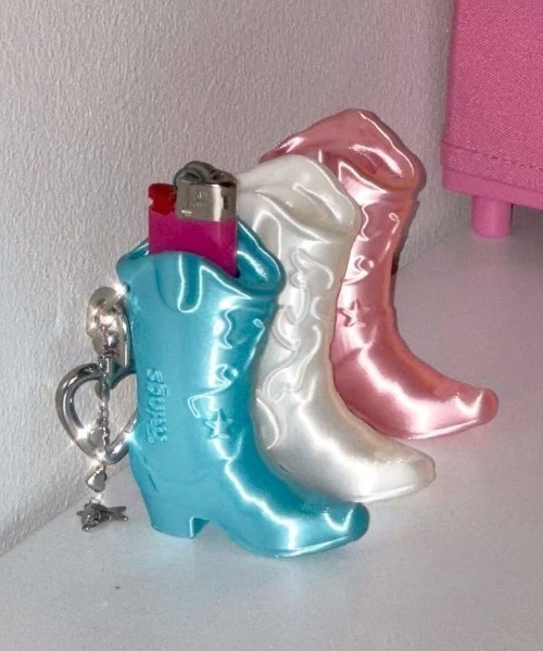 EVERYTHINGS（エブリシングス）の「【EVERYTHINGS】Winged Boots Lighter Hplder / 【エブリシングス】ウィングブーツライターケースキーリング（キーホルダー・レディース・ホワイト・ONE SIZE）」の7枚目の写真