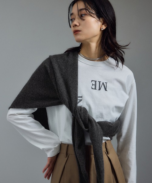 SALON adam et rope'（サロン アダム エ ロペ）の「カシミヤストール［セットアップ対応］（ストール/ショール・レディース・チャコールグレー/イエロー系その他/ベージュ系その他・FREE）」の2枚目の写真