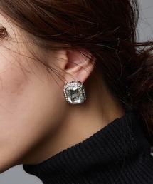 ビジュースクエアピアス　ブラックビジュー　オケージョン　パーティー