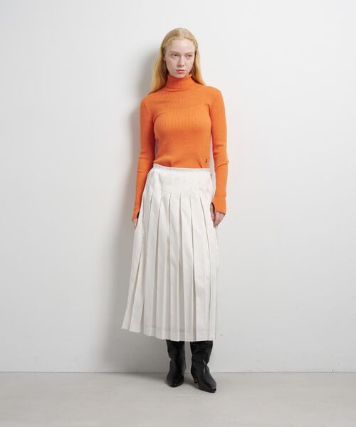 LANVIN en Bleu（ランバンオンブルー）の「LIMONTA East サテンプリーツスカート（スカート・レディース・オフホワイト/ブラウン/ブラック・38/36）」の10枚目の写真