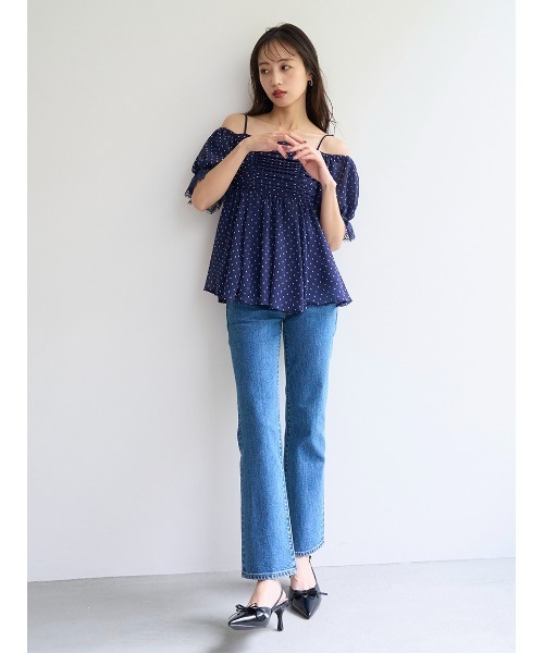 SNIDEL（スナイデル）の「バリエオフショルレースチュニック（シャツ