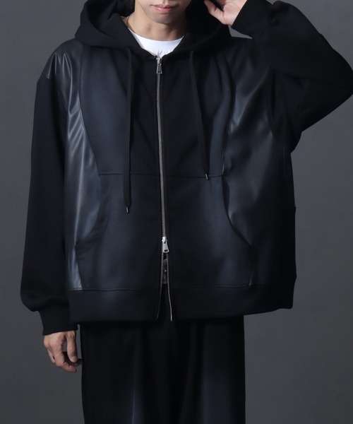 welise（ウェライズ）の「【welise/ウェライズ】PUレザー×スウェット ダブルヴィンテージ加工 リメイクライクショートジップアップパーカー（パーカー・メンズ・チャコールグレー/ブラック/ブラウン・S/M/L）」の5枚目の写真