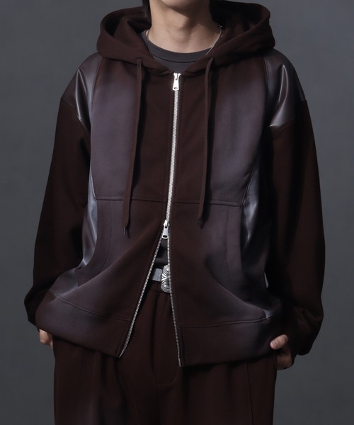 welise（ウェライズ）の「【welise/ウェライズ】PUレザー×スウェット ダブルヴィンテージ加工 リメイクライクショートジップアップパーカー（パーカー・メンズ・チャコールグレー/ブラック/ブラウン・S/M/L）」の18枚目の写真