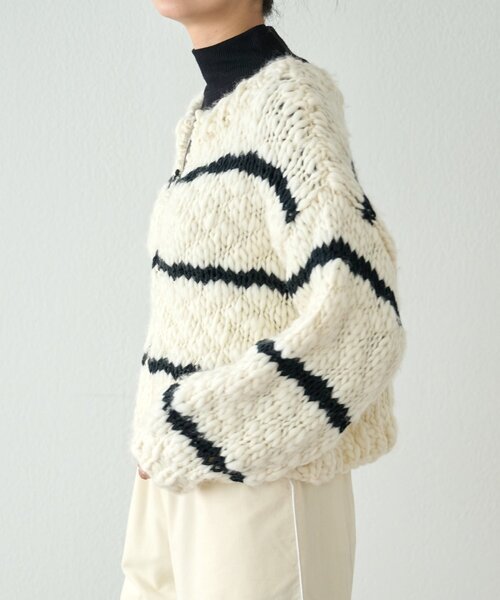 BEARDSLEY（ビアズリー）の「《15 quinze》ロービングボーダー前後ニット（ニット/セーター・レディース・アイボリー・FREE）」の4枚目の写真