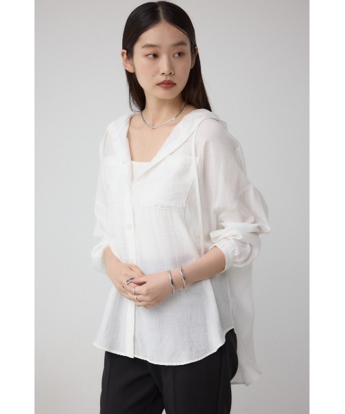 AZUL by moussy(アズールバイマウジー)の「フード付きボタンシャツ(シャツ/ブラウス・レディース・ブラック/オフホワイト/ブルー・FREE)」の5枚目の写真
