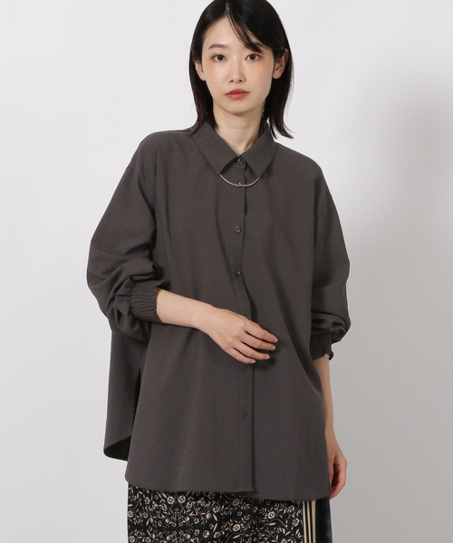 LAKOLE（ラコレ）の「サップVTGオーバーシャツ / 592572（シャツ/ブラウス・レディース・ライトベージュ/スミクロ/チャコール/ブラウン・FREE）」の2枚目の写真