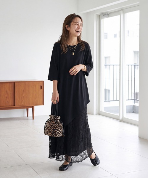 STYLE DELI(スタイルデリ)の「【Kana Oyama×BLK001】アシメトップス/DELI size(Tシャツ/カットソー・レディース・ライトグレー/ブラック/ネイビー・FREE)」の2枚目の写真