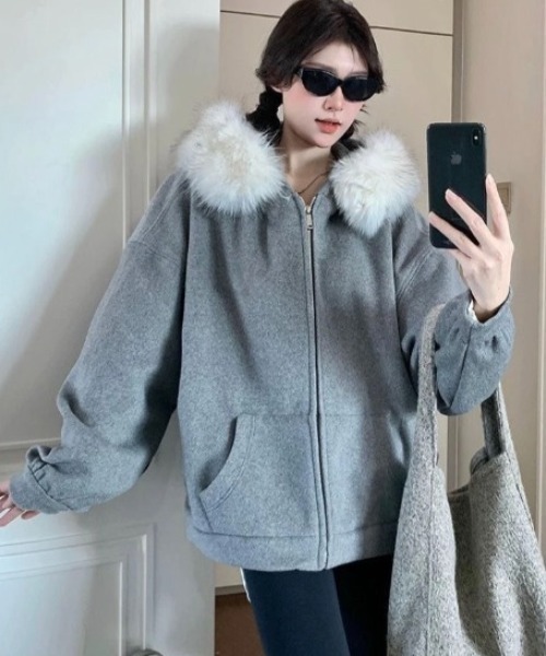 ミファです(他の方は購入できません) セール】20025/AWフェイクファーフード付きオーバーサイズジップ