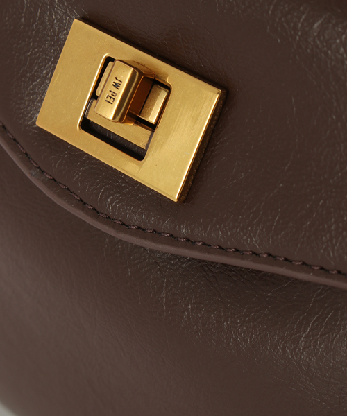 JW PEI（ジェイダブリューペイ）の「【JW PEI / ジェイダブリュー ペイ】Lucia Classic Top Handbag(BRN)（ハンドバッグ・レディース・ブラウン・FREE）」の15枚目の写真