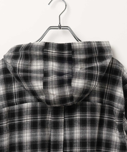 ALAND(エーランド)の「【UNISEX】ALAND/チェックフード長袖シャツ(シャツ/ブラウス・レディース・ブラック/ブラウン・MEDIUM/SMALL)」の15枚目の写真