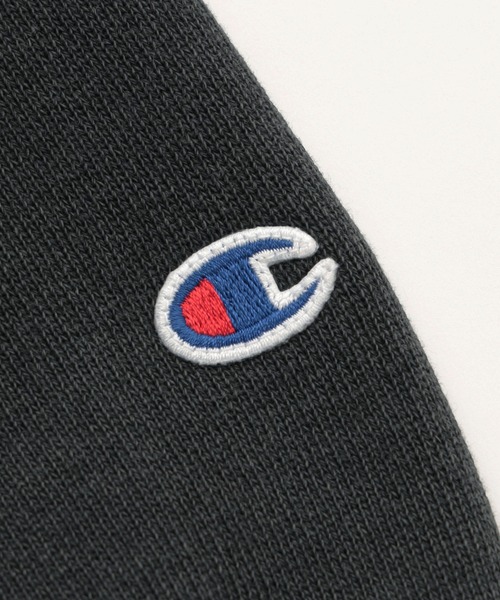 Champion（チャンピオン）の「X-girl x Champion REVERSE WEAVE R FADED LOGO SWEAT TOP（スウェット・レディース・ブラック/ネイビー・M/S）」の10枚目の写真