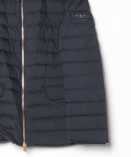 TATRAS（タトラス）の「TATRAS NOKO DOWN JACKET タトラス ノコ ライトダウンジャケット（ダウンジャケット/コート・レディース・ブラック/ネイビー/アイボリー・4/3/2/5/1）」の21枚目の写真