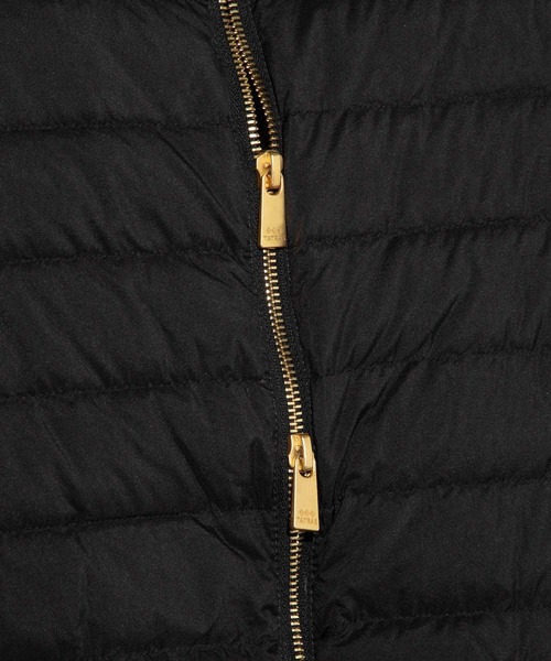 TATRAS（タトラス）の「TATRAS NOKO DOWN JACKET タトラス ノコ ライトダウンジャケット（ダウンジャケット/コート・レディース・ブラック/ネイビー/アイボリー・4/3/2/5/1）」の14枚目の写真