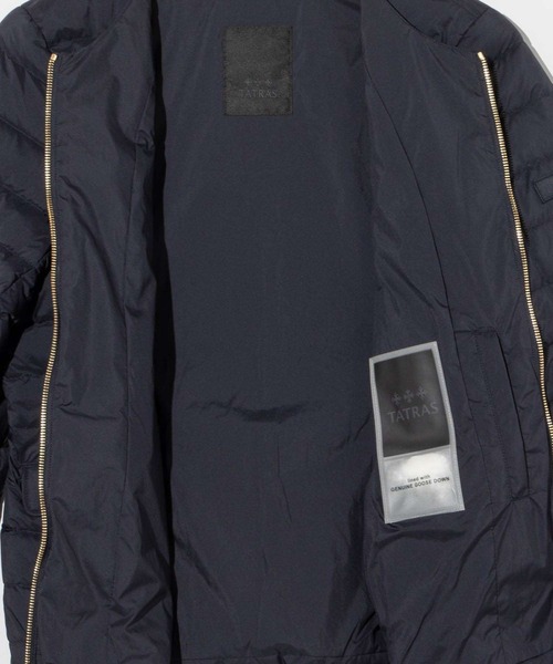 TATRAS（タトラス）の「TATRAS NOKO DOWN JACKET タトラス ノコ ライトダウンジャケット（ダウンジャケット/コート・レディース・ブラック/ネイビー/アイボリー・4/3/2/5/1）」の17枚目の写真