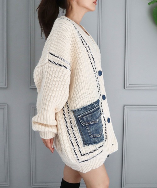 CECIL McBEE(セシルマクビー)の「デニムポケットライン入りリブニットBIGカーディガン(カーディガン/ボレロ・レディース・チャコールグレー/アイボリー・MEDIUM)」の5枚目の写真