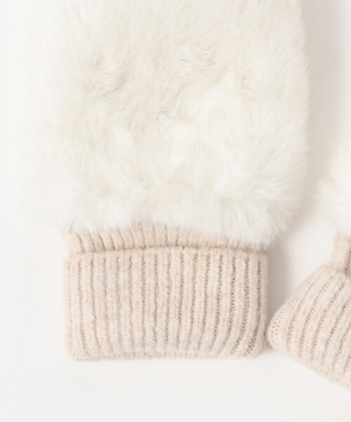 Ray BEAMS(レイビームス)の「【別注】CONTROL FREAK / フェイク ファー ミトン(手袋・レディース・ピンク/オフホワイト/ブラック・ONE SIZE)」の17枚目の写真