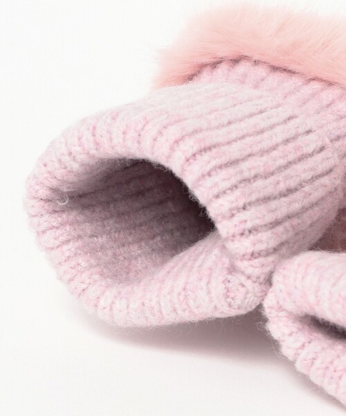 Ray BEAMS(レイビームス)の「【別注】CONTROL FREAK / フェイク ファー ミトン(手袋・レディース・ピンク/オフホワイト/ブラック・ONE SIZE)」の11枚目の写真