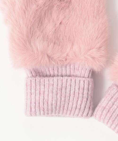 Ray BEAMS(レイビームス)の「【別注】CONTROL FREAK / フェイク ファー ミトン(手袋・レディース・ピンク/オフホワイト/ブラック・ONE SIZE)」の12枚目の写真