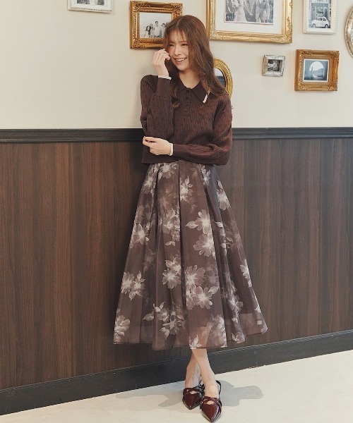 SWINGLE（スウィングル）の「【再入荷】フラワープリントフレアスカート（スカート・レディース・ブルー/レッド/ブラウン・FREE）」の4枚目の写真