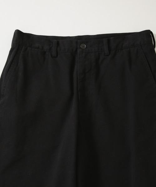 NANO universe（ナノユニバース）の「｢HOTEL PALACE｣ ワイドストレートチノパンツ（チノパンツ・メンズ・ベージュ/ブラック・L/M）」の6枚目の写真