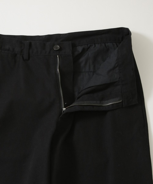 NANO universe（ナノユニバース）の「｢HOTEL PALACE｣ ワイドストレートチノパンツ（チノパンツ・メンズ・ベージュ/ブラック・L/M）」の10枚目の写真