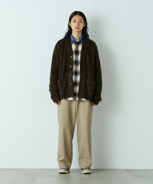 NANO universe（ナノユニバース）の「｢HOTEL PALACE｣ ワイドストレートチノパンツ（チノパンツ・メンズ・ベージュ/ブラック・L/M）」の14枚目の写真