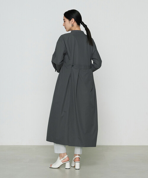 Gabardine K.T（ギャバジンケーティー）の「ストレッチタフタ シャツドレス（ワンピース・レディース・ネイビー/チャコール・9号）」の10枚目の写真