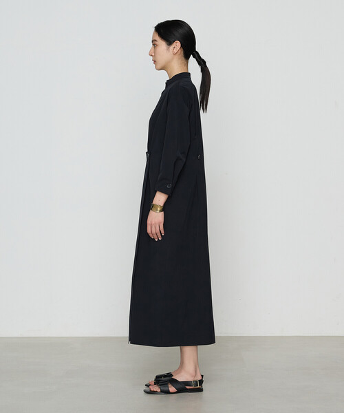 Gabardine K.T（ギャバジンケーティー）の「ストレッチタフタ シャツドレス（ワンピース・レディース・ネイビー/チャコール・9号）」の14枚目の写真