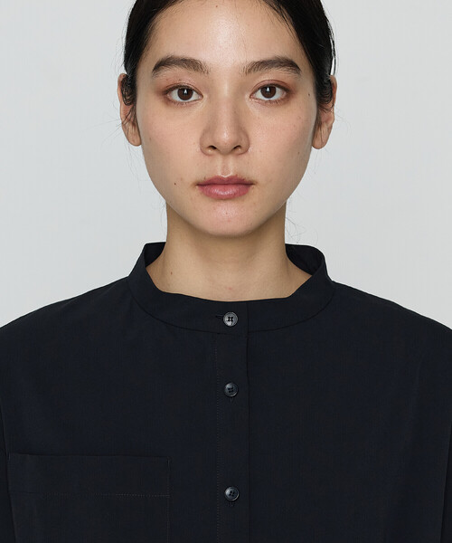 Gabardine K.T（ギャバジンケーティー）の「ストレッチタフタ シャツドレス（ワンピース・レディース・ネイビー/チャコール・9号）」の16枚目の写真