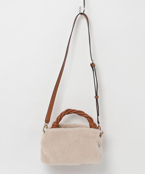 SHAIDA Top Handle Crossbody ショルダーバッグ | GUESS(ゲス) JAPAN