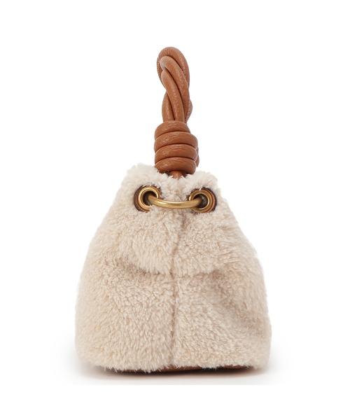 Guess（ゲス）の「SHAIDA Top Handle Crossbody ショルダーバッグ  （ショルダーバッグ・レディース・キャメル・ONE SIZE）」の8枚目の写真