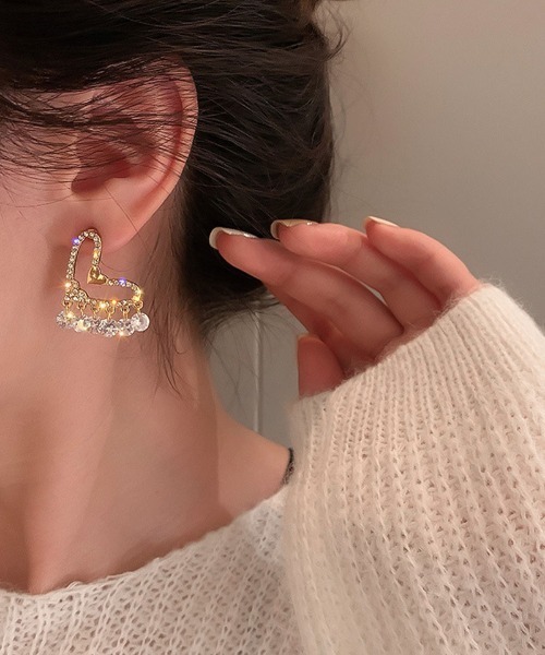 shoppinggo（ショッピングゴー）の「ピアス ハート 揺れる キラキラ ビジューピアス ロングピアス ゴールド フープピアス（ピアス（両耳用）・レディース・ゴールド・FREE）」の12枚目の写真