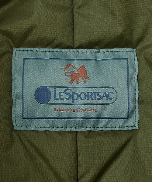 LeSportsac（レスポートサック）の「LG MARCHE BAG エヴァーグリーンバンダナ（トートバッグ・レディース・グリーン・FREE）」の9枚目の写真