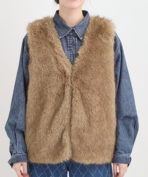 セール】ふわふわフェイクファーベスト（ベスト）｜Cutie Blonde