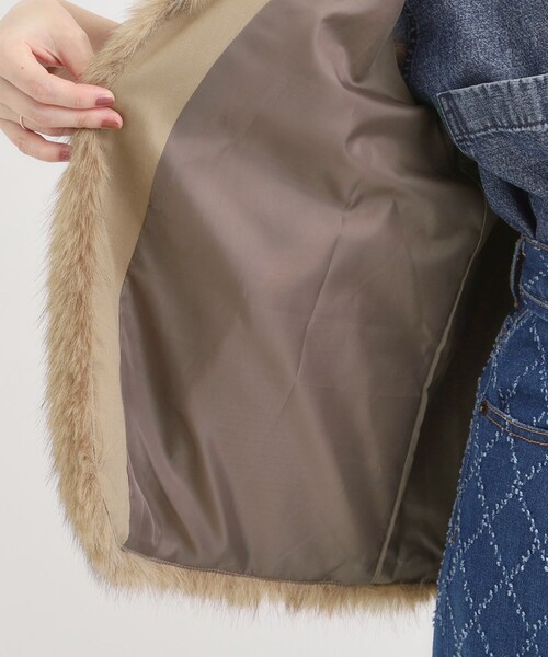 Cutie Blonde（キューティーブロンド）の「ふわふわフェイクファーベスト（ベスト・レディース・オフホワイト/キャメル/ブラウン系その他・00）」の18枚目の写真