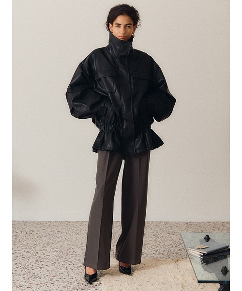 Henon.(ヘノン)の「GATHERING OVER BLOUSON(ブルゾン・レディース・ブラック/ライトブラウン・F)」の4枚目の写真