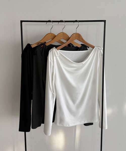 callautia（カラウティア）の「薄手2way肩リボンドレープトップス（Tシャツ/カットソー・レディース・ブラック/杢グレー/クリーム/チャコール/ホワイト・SMALL/MEDIUM/LARGE/X-LARGE）」の18枚目の写真