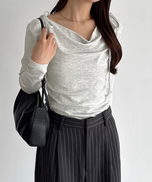 callautia（カラウティア）の「薄手2way肩リボンドレープトップス（Tシャツ/カットソー・レディース・ブラック/杢グレー/クリーム/チャコール/ホワイト・SMALL/MEDIUM/LARGE/X-LARGE）」の9枚目の写真